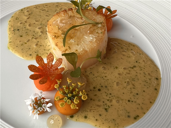 scallop with vadouvan sauce